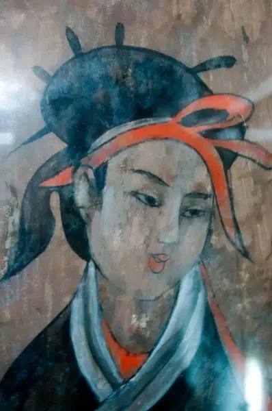 Eastern Han woman