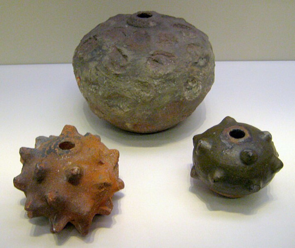 Exploding_pottery_caltrops