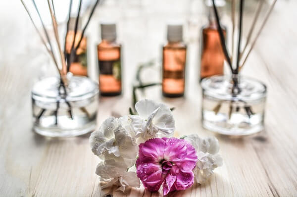 Feng Shui Rules to Make a Stress-free Home- Use Aromatherapy