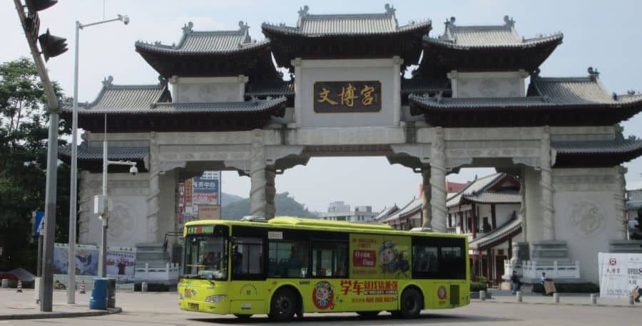 How To Travel By Bus in China