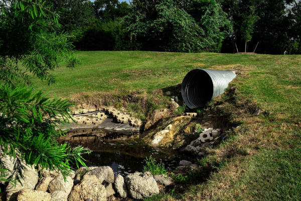 sewage-pipe-polluted-water-